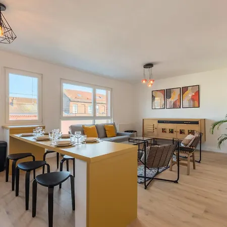 3 Bedroom Apartment Near Chu And City Center Lila Exterior foto